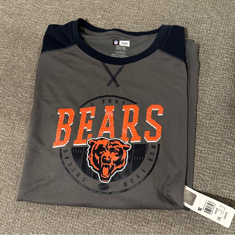 NWT Chicago Bears Tee